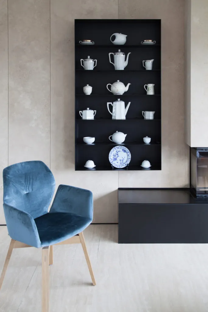 appartamento elegante bruxelles dettaglio credenza 683x1024 1