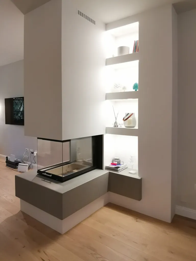 caminetto ecomonoblocco palazzetti e libreria retroilluminata